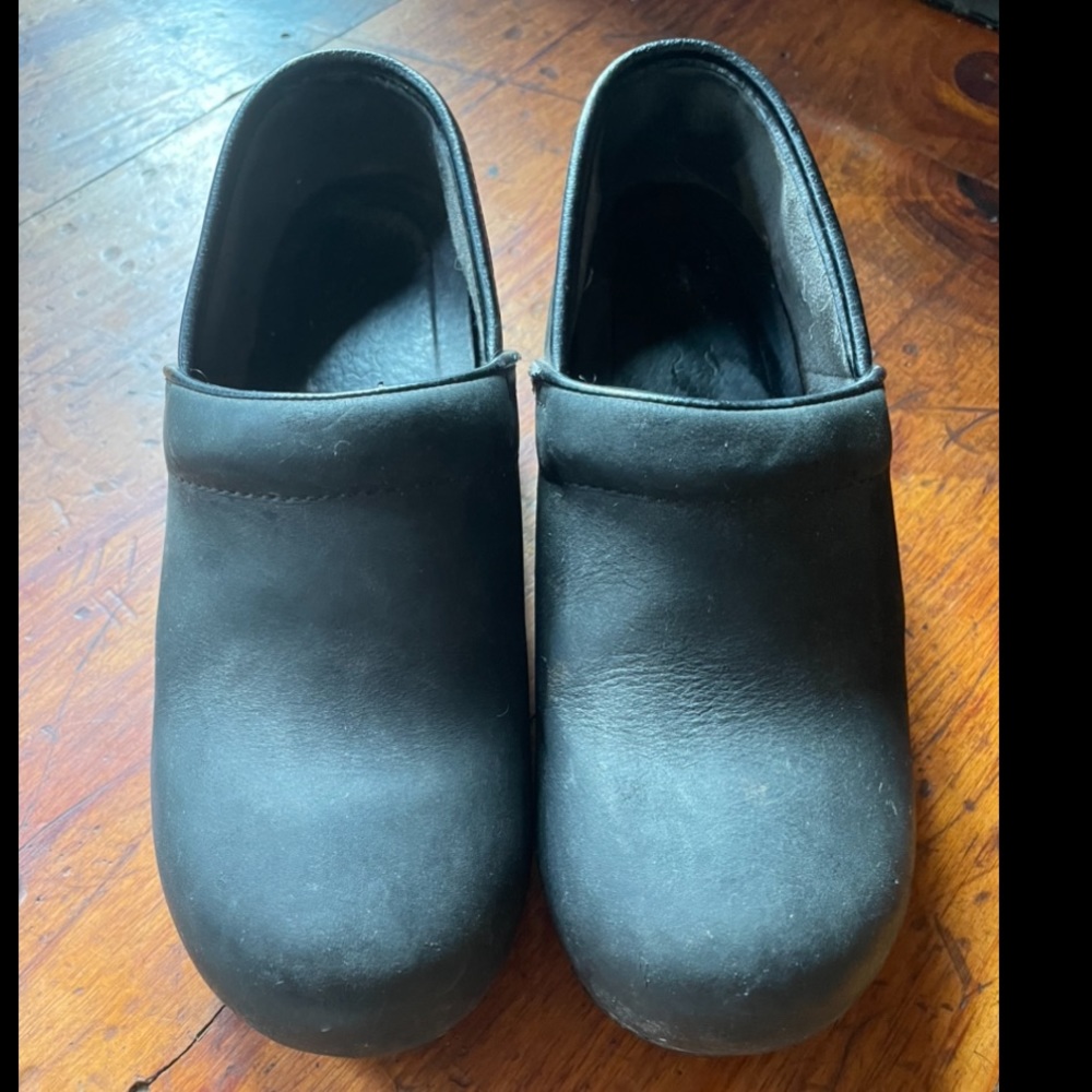 Black Dansko Clogs, Size 40
